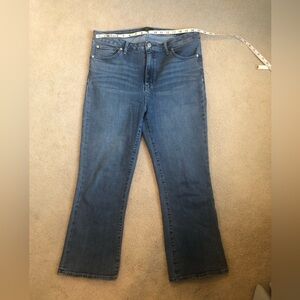 Classic Blue Women's Jeans from Quince, size 32